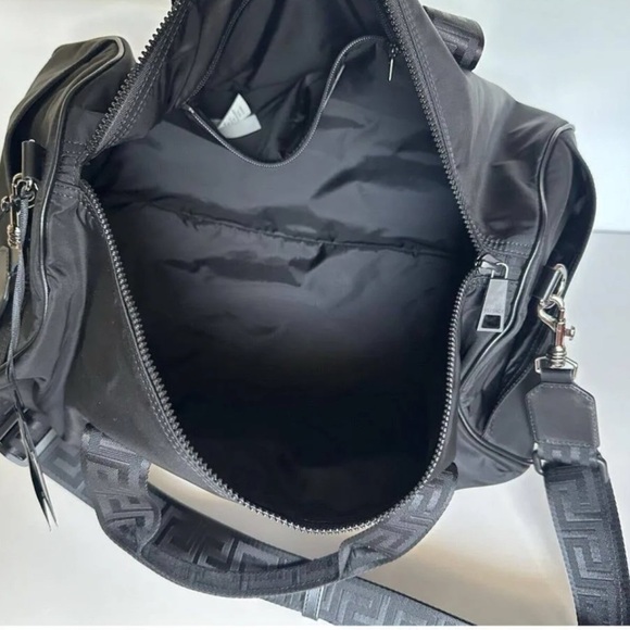 Versace Unisex Medusa Logo Boston Bag - Picture 6 of 6